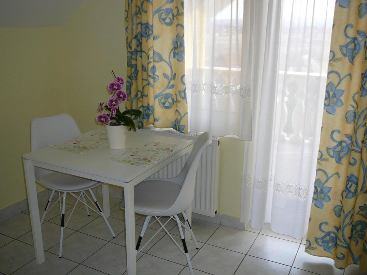 Apartments In Alsopahok/Balaton 27597 المظهر الخارجي الصورة
