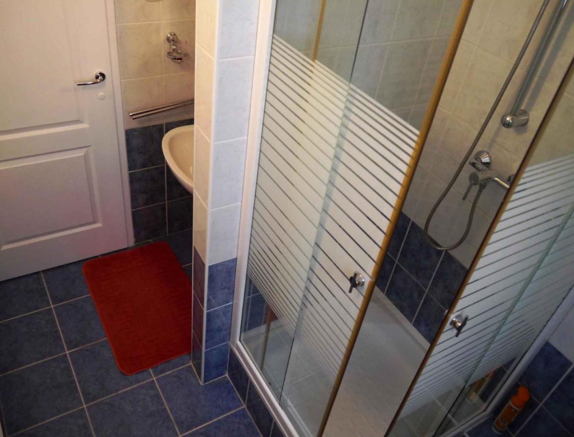 Apartments In Alsopahok/Balaton 27597 المظهر الخارجي الصورة