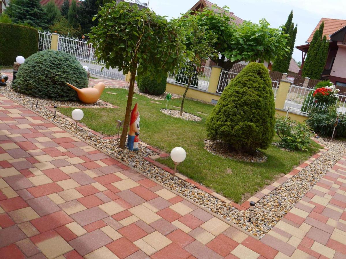 Apartments In Alsopahok/Balaton 27597 المظهر الخارجي الصورة
